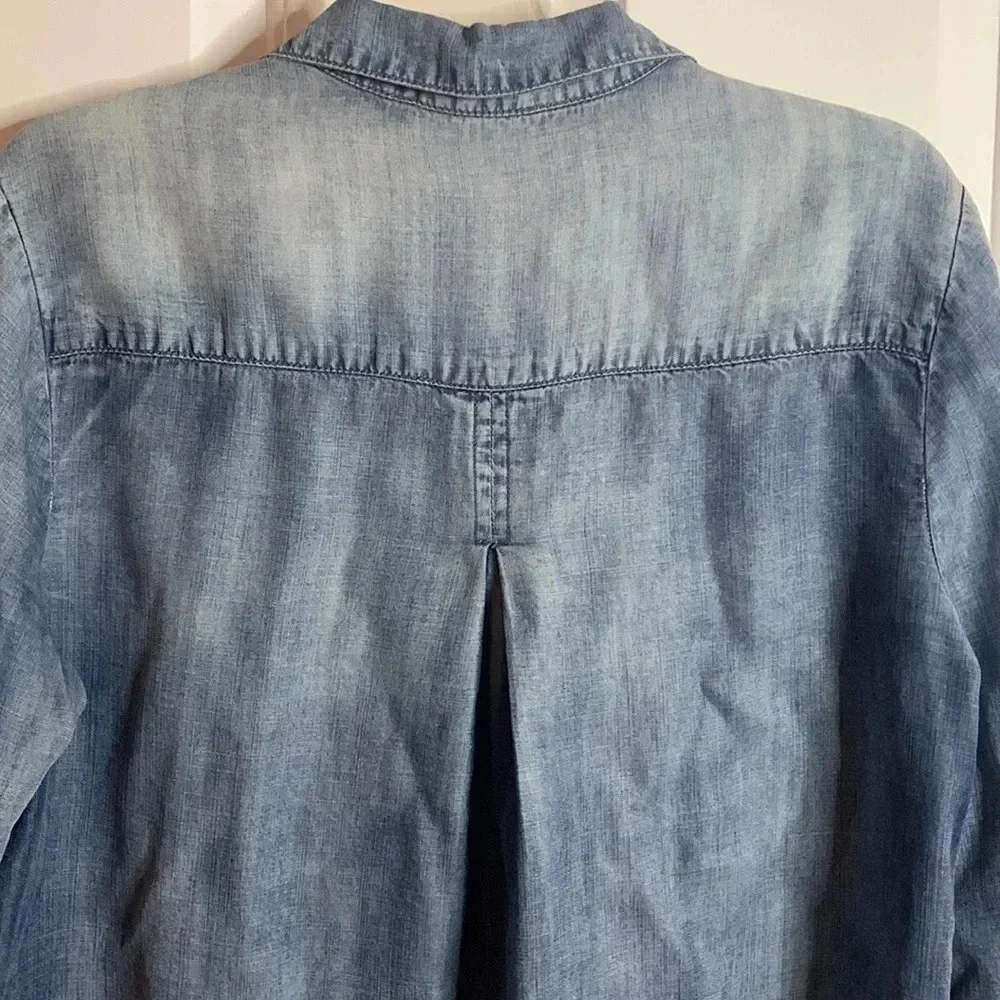 EUC BELLA DAHL womens blue sz large pullover denim shirt - Picture 9 of 12